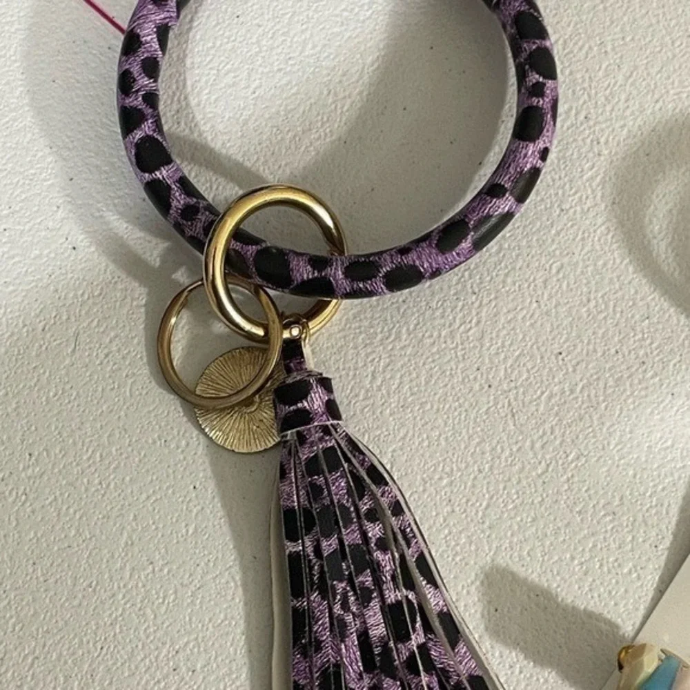 Claire's Stylish Hair Accessories‎ & Jewelry Bundle
